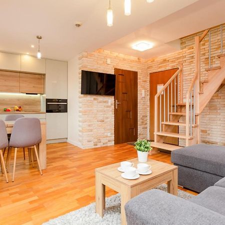 Apartment Butorowy Residence By Renters Prestige Кошелско Екстериор снимка